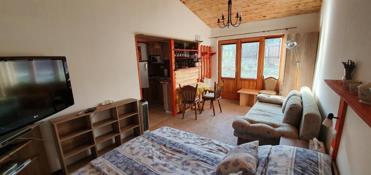 Dalia Apartmanok Csopak Quarto foto